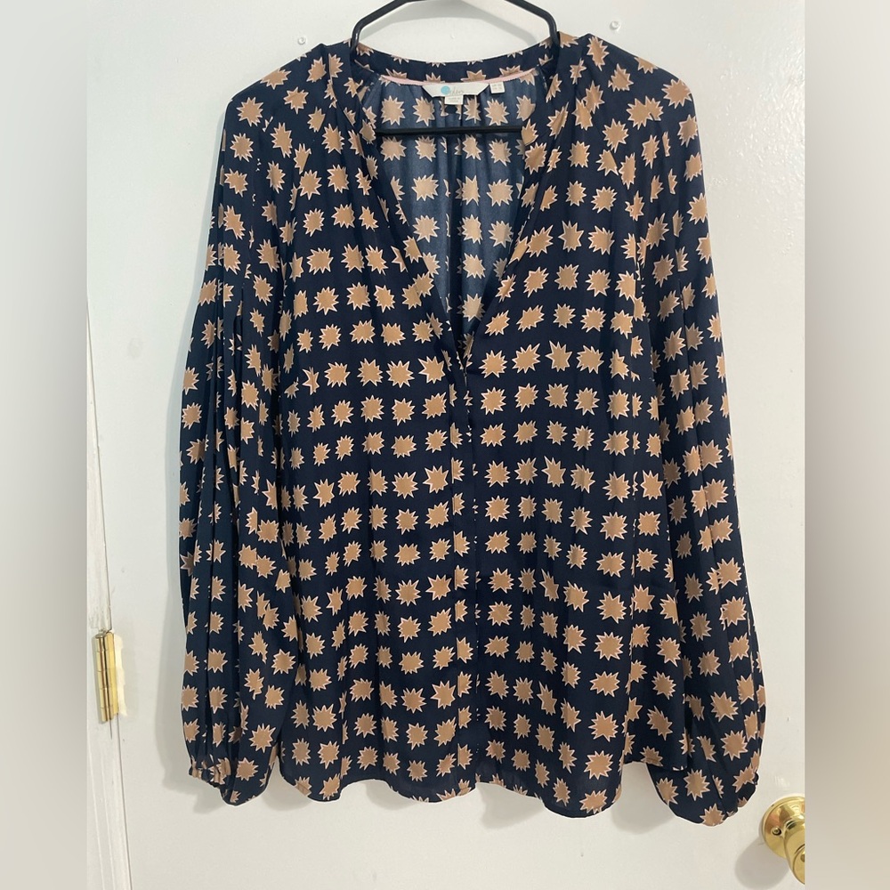 Boden Navy and Cream abstract Blouse Women’s large size 12 V neck